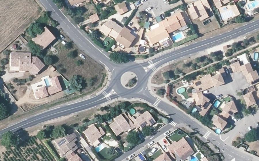 Vue aérienne du Rond-point anonyme n°232010739