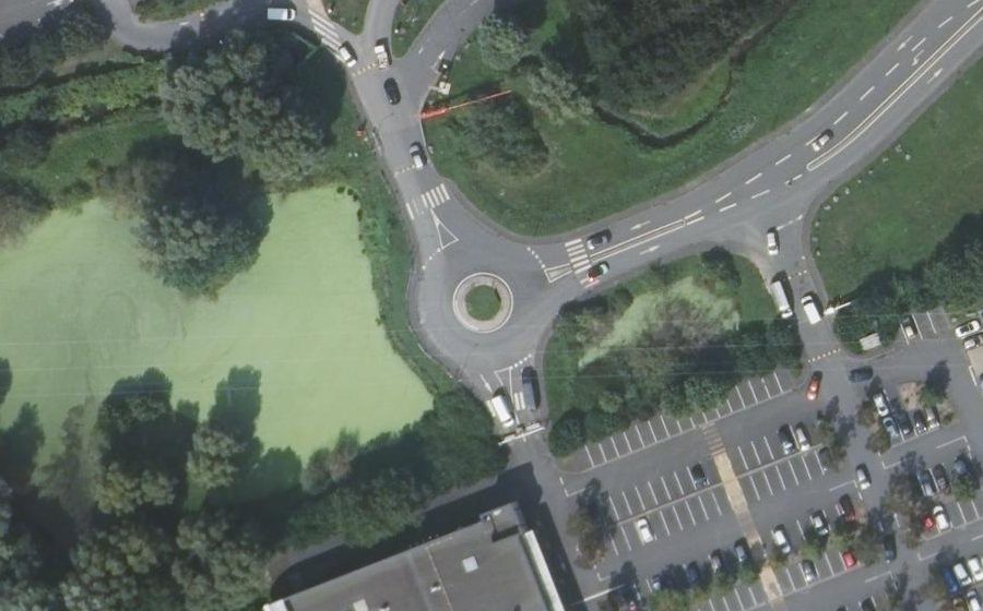 Vue aérienne du Rond-point anonyme n°23256331