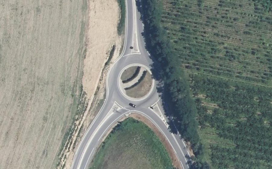 Vue aérienne du Rond-point anonyme n°23378153
