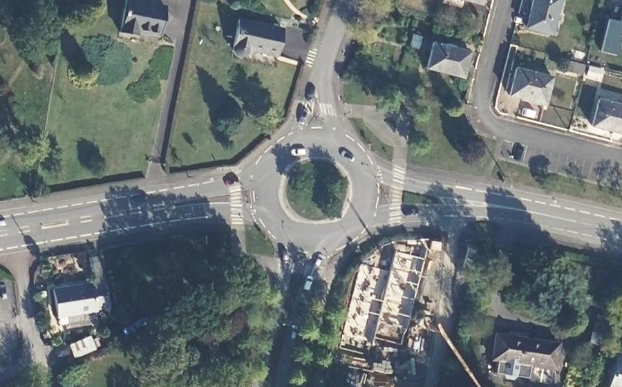 Vue aérienne du Rond-point anonyme n°23417502
