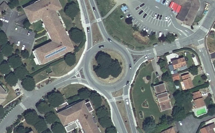 Vue aérienne du Rond-Point Pierre Piantoni
