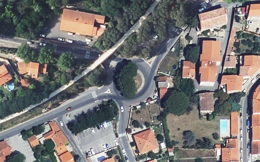 Vue aérienne du Rond-Point de l'Ordre National du Mérite