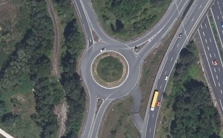 Vue aérienne du Rond-point anonyme n°23612571