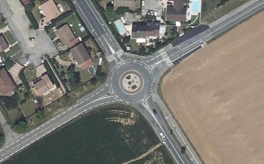 Vue aérienne du Rond-point anonyme n°23619996