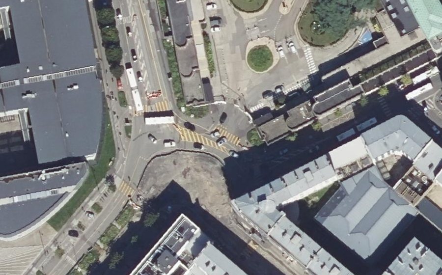 Vue aérienne du Rond-point anonyme n°23639636