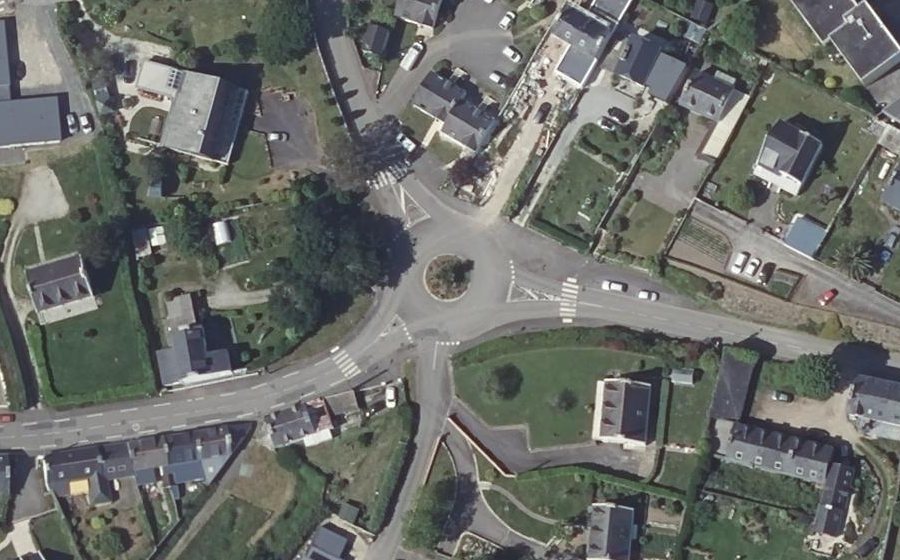 Vue aérienne du Rond-point anonyme n°23737831