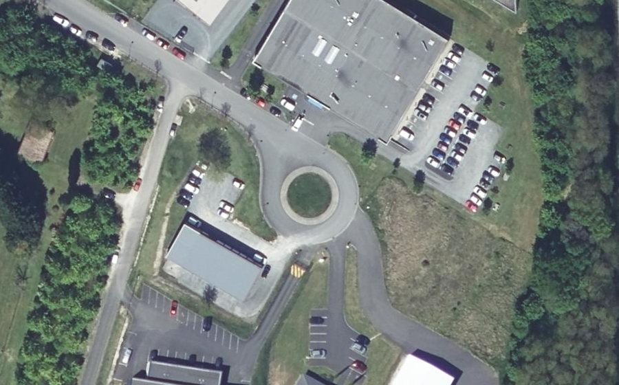 Vue aérienne du Rond-point anonyme n°239114990