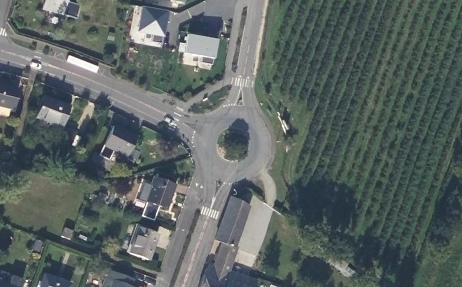 Vue aérienne du Rond-Point de Saint-Erblon