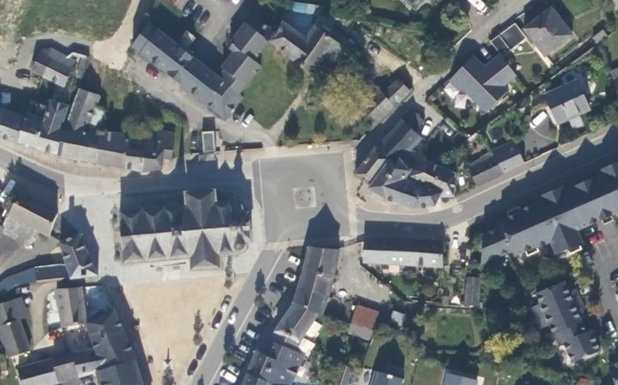 Vue aérienne du Place de l'Église