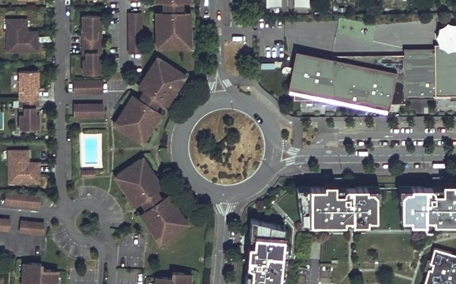 Vue aérienne du Rond-Point Charles Boyer
