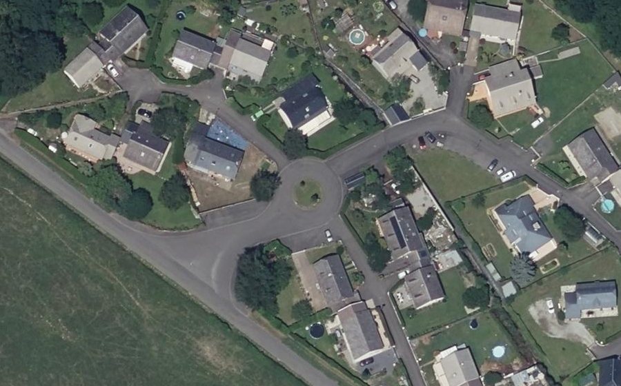 Vue aérienne du Rond-point anonyme n°243334100