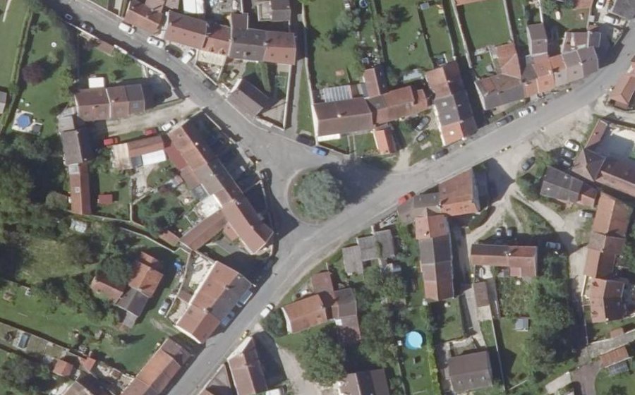 Vue aérienne du Place de l'Ancien Calvaire