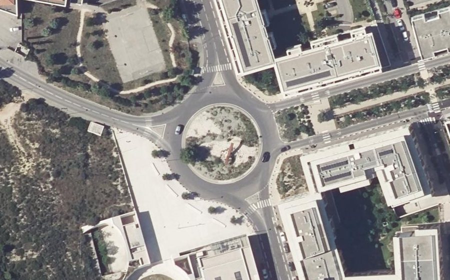 Vue aérienne du Rond-Point de l'Aigle de Bonelli