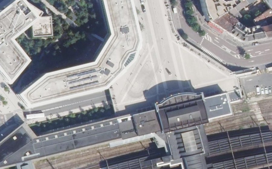 Vue aérienne du Parvis Colonel Arnaud Beltrame