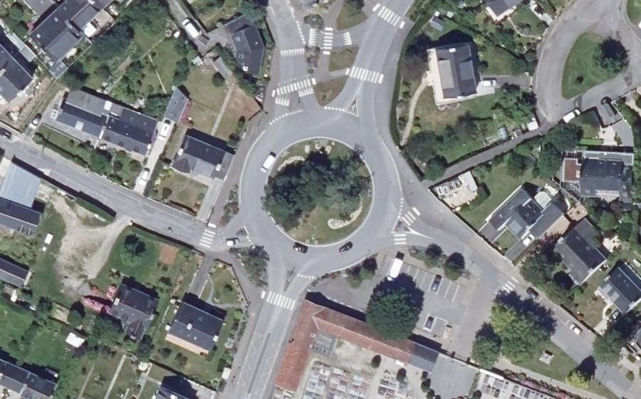 Vue aérienne du Rond-Point du 19 Mars 1962