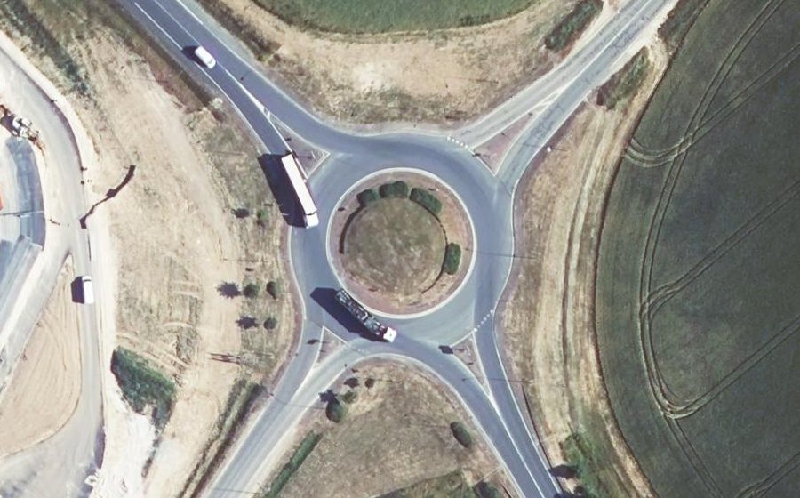 Vue aérienne du Rond-point anonyme n°24807000