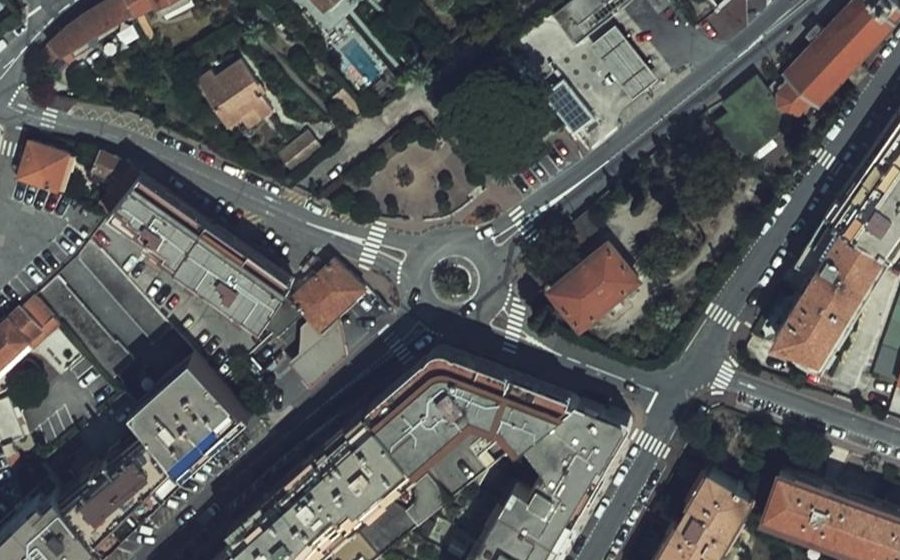Vue aérienne du Carerefour Jean Moulin