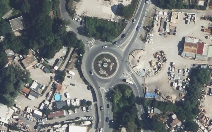 Vue aérienne du Rond-Point de André Verdet