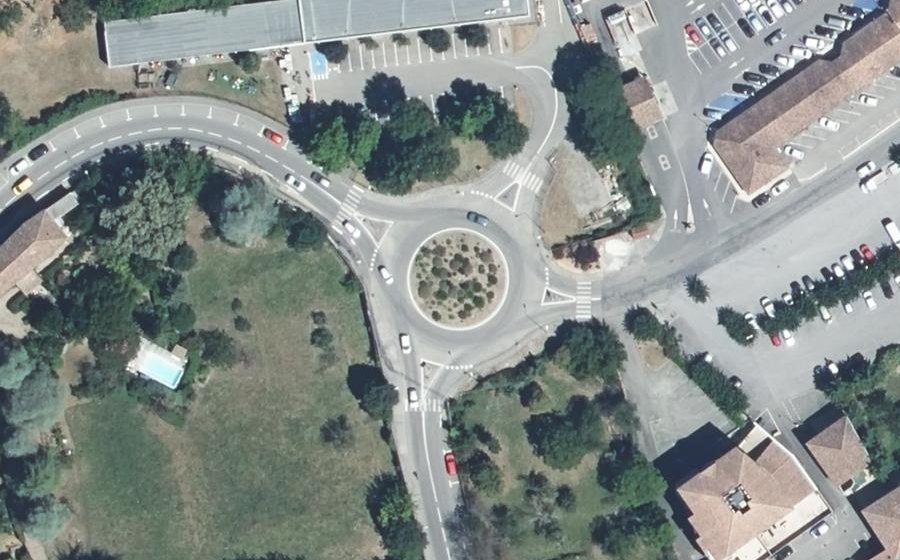 Vue aérienne du Rond-point anonyme n°25007937