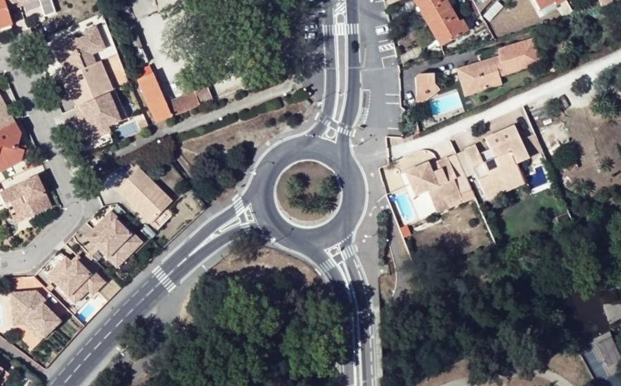 Vue aérienne du Rond-point anonyme n°25008145