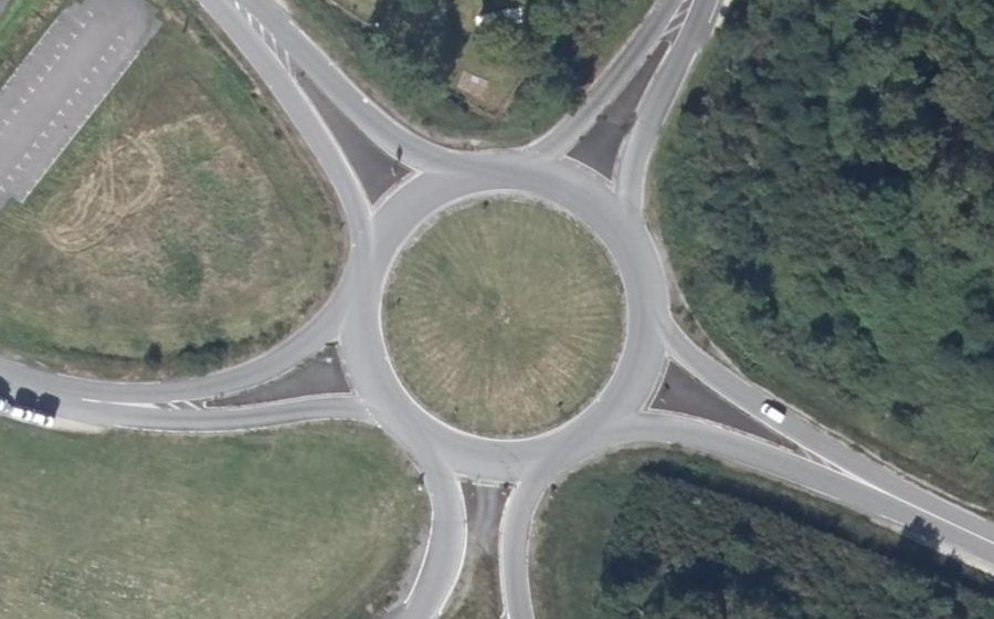 Vue aérienne du Rond-point anonyme n°25008150