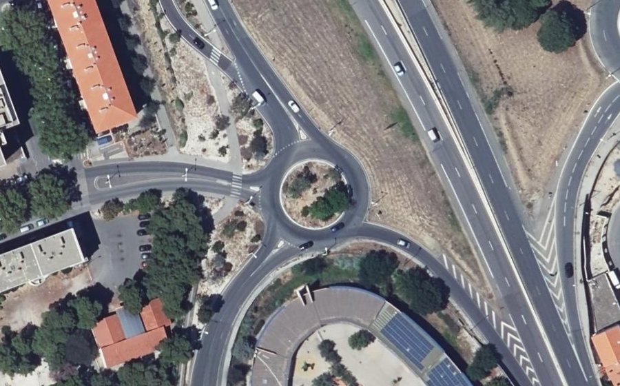 Vue aérienne du Rond-point anonyme n°25009077