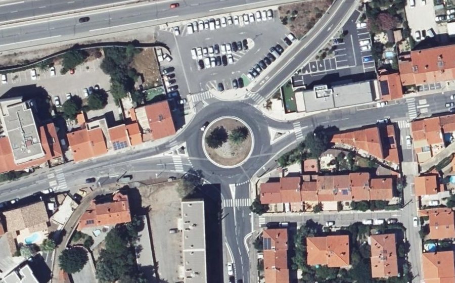 Vue aérienne du Rond-point anonyme n°25011963