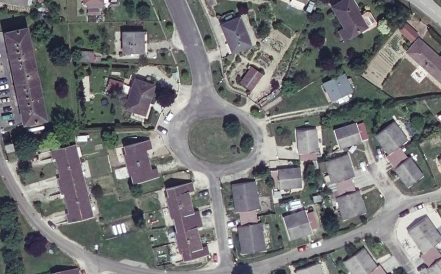 Vue aérienne du Rue des Anciens d'Afrique du Nord