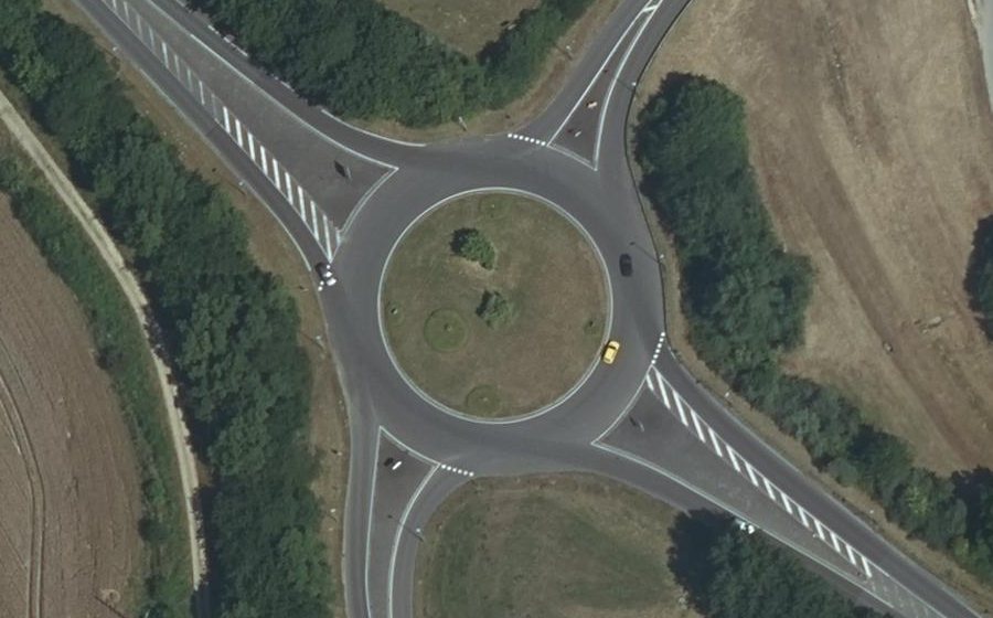 Vue aérienne du Rond-point anonyme n°25443500