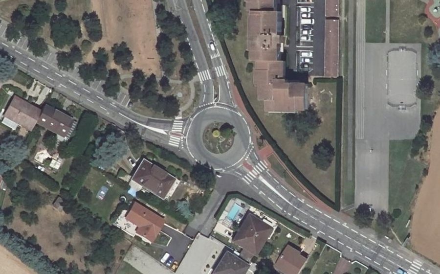 Vue aérienne du Rond-point anonyme n°25480007