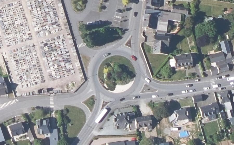 Vue aérienne du Giratoire de la Côte d'Émeraude