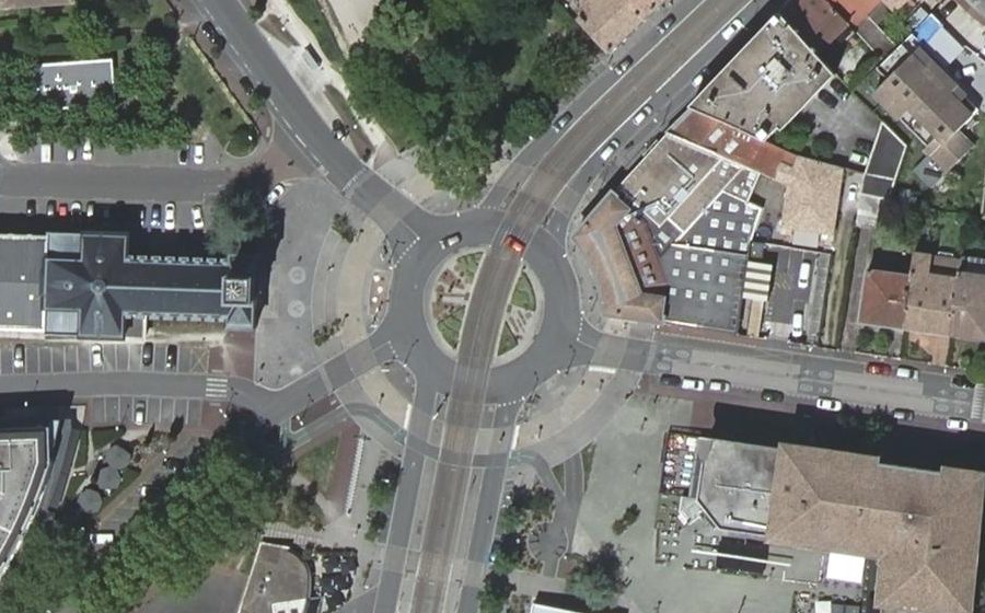 Vue aérienne de la Place de l'Église