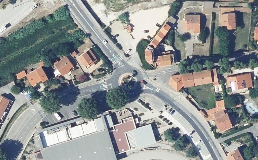 Vue aérienne du Rond-Point Union Nationale des Combattants