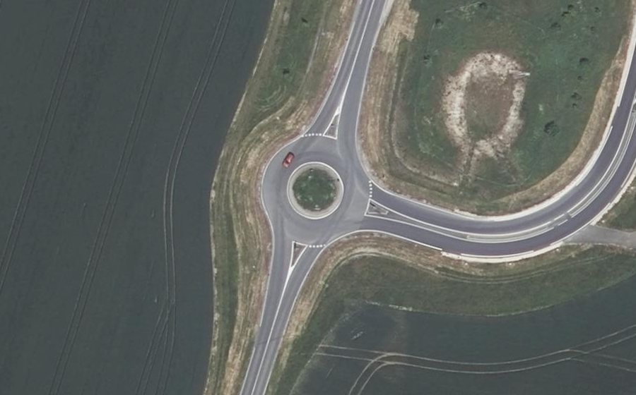 Vue aérienne du Rond-point anonyme n°25958472