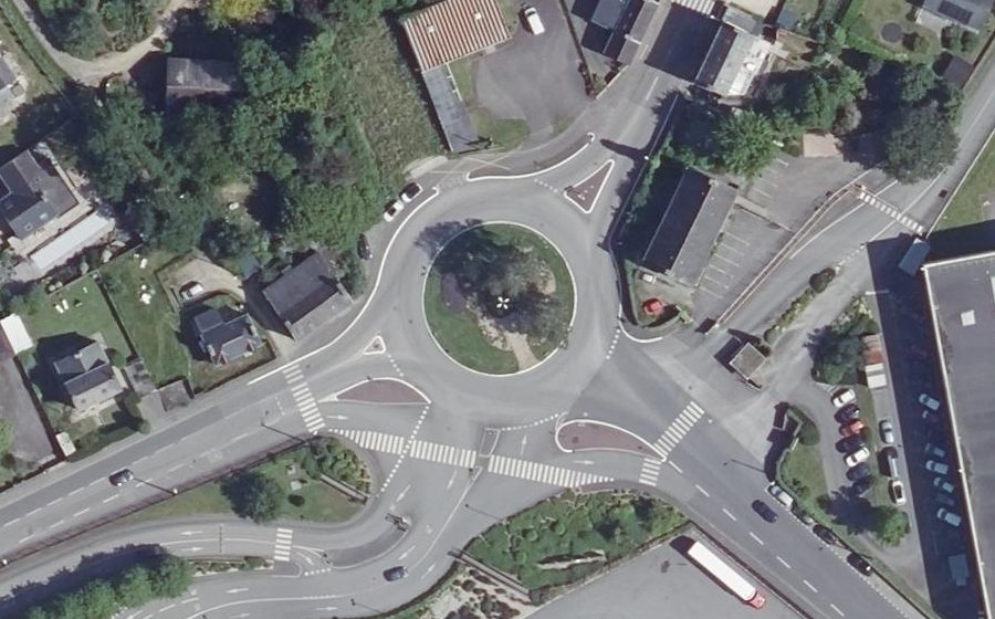 Vue aérienne du Rond point Lucien Bigard