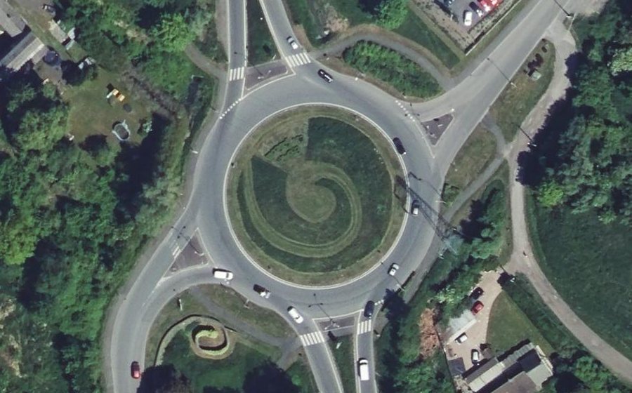 Vue aérienne du Rond-point anonyme n°26005659
