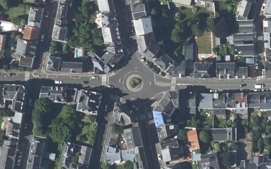 Vue aérienne de la Place Émile Sarradin