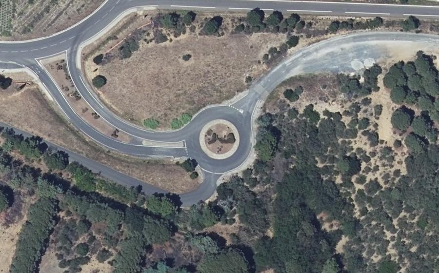 Vue aérienne du Rond-point anonyme n°26156038