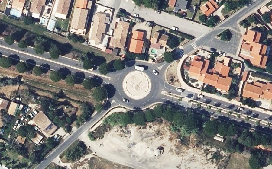 Vue aérienne du Rond-Point de l'Hourtou