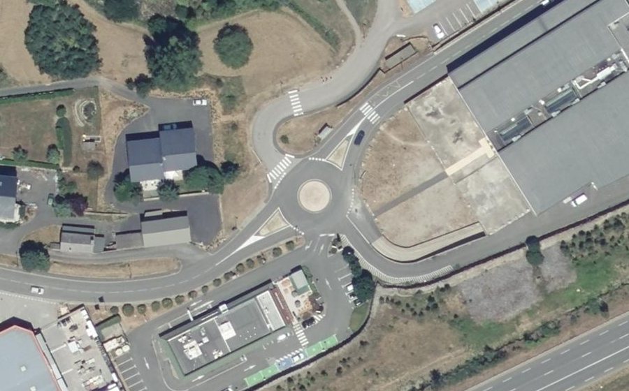Vue aérienne du Rond-point anonyme n°26201904