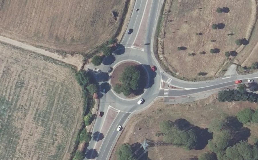 Vue aérienne du Rond-point anonyme n°26234650