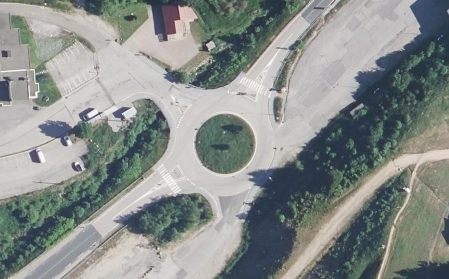 Vue aérienne du Rond-point anonyme n°26248006