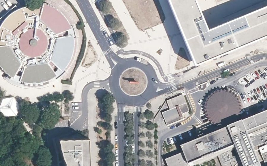 Vue aérienne du Place Eugène Bataillon