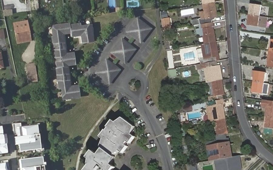 Vue aérienne du Rond-point anonyme n°26388901
