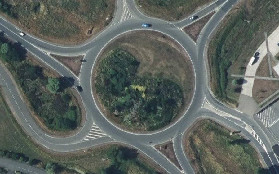 Vue aérienne du Rond-point anonyme n°26516913
