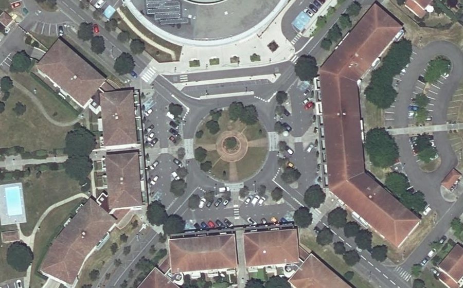 Vue aérienne du Place des Marots