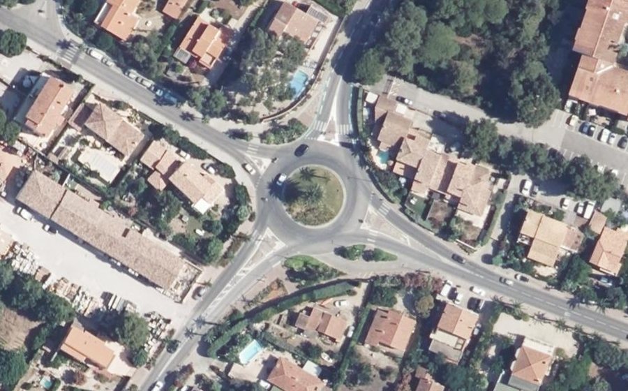 Vue aérienne du Rond-Point Amiral Félix Ortolan