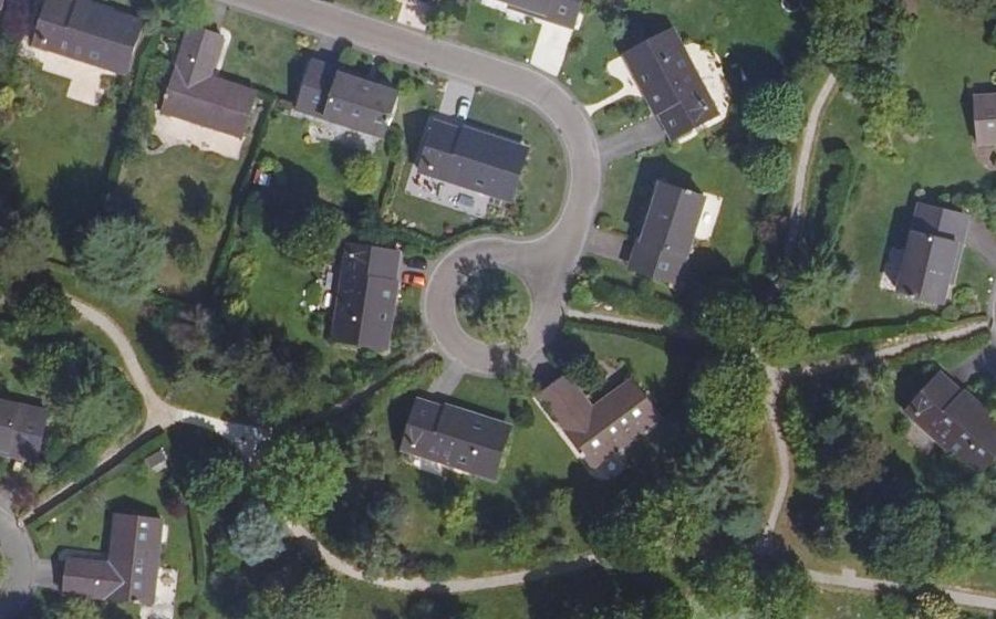 Vue aérienne du Rond-point anonyme n°26642709