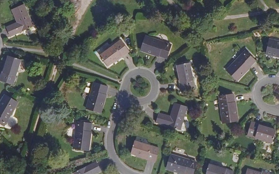Vue aérienne du Rond-point anonyme n°26648022
