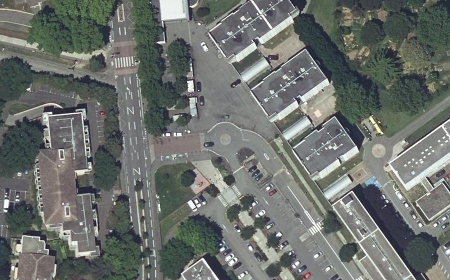 Vue aérienne du Rond-point anonyme n°26661562
